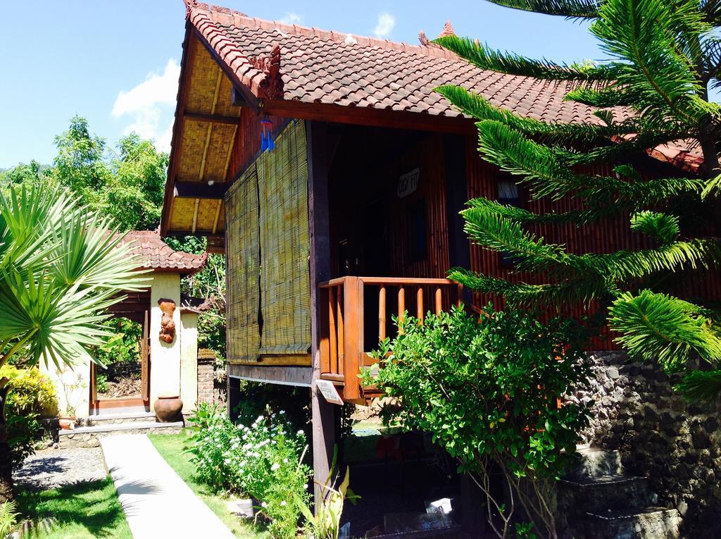 Lily Amed Beach Bungalows Hotel Exterior photo